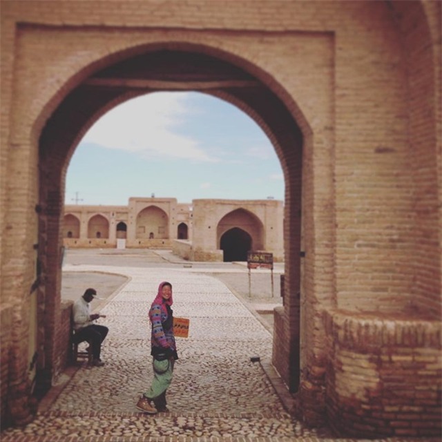 Co gai du lich 22 quoc gia voi 200 USD hinh anh 11