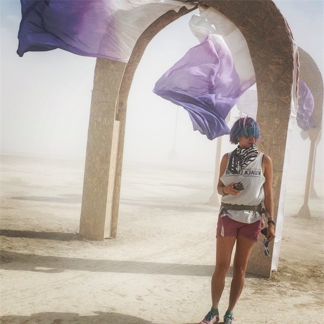 Co gai du lich 22 quoc gia voi 200 USD hinh anh 9