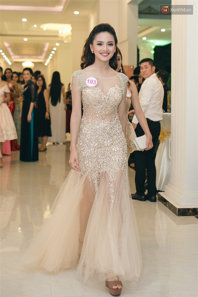 Thu Thảo khoe nhan sắc xinh đẹp cạnh dàn thí sinh Hoa hậu Việt Nam 2016 - Ảnh 5.