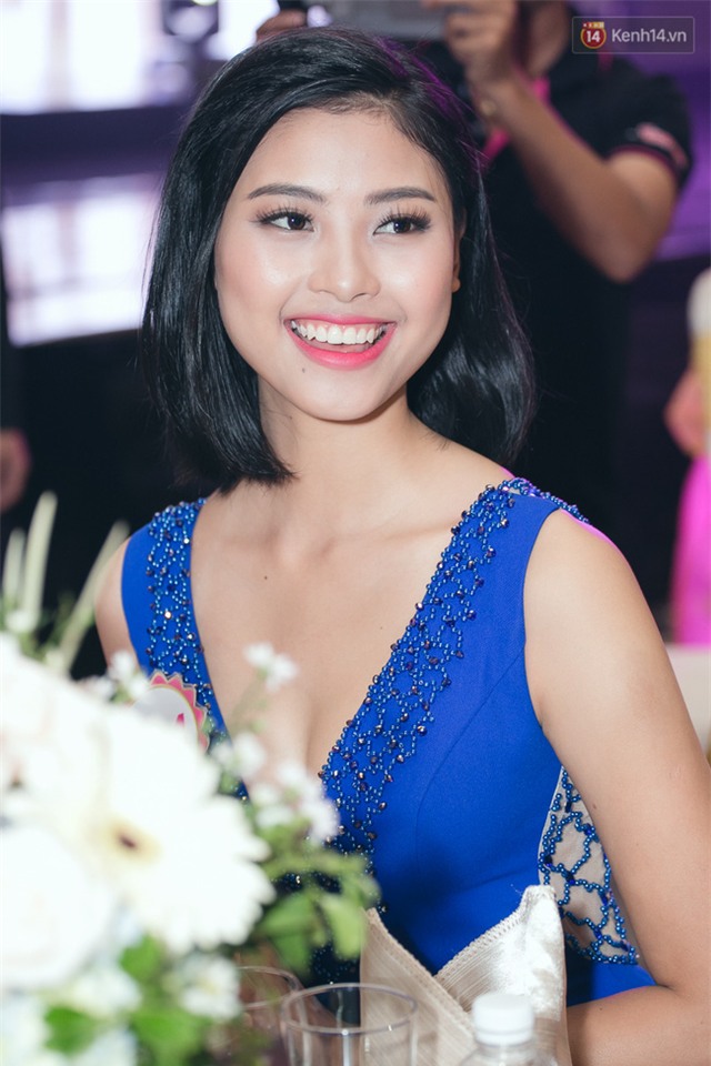 Thu Thảo khoe nhan sắc xinh đẹp cạnh dàn thí sinh Hoa hậu Việt Nam 2016 - Ảnh 20.