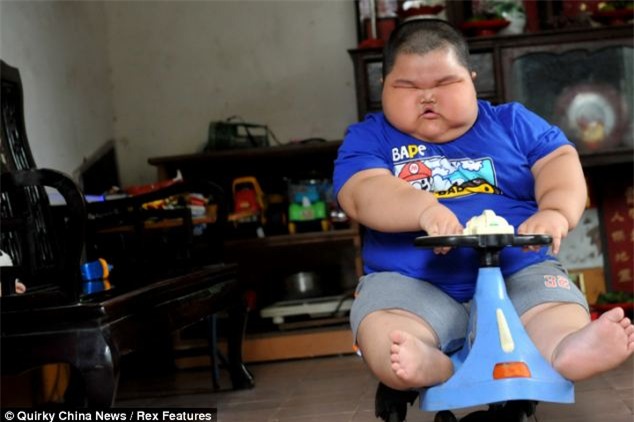 cau-be-3-tuoi-nang-60-kg-10