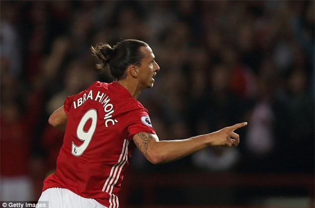 Ibrahimovic hướng tới kỷ lục 91 năm ở MU