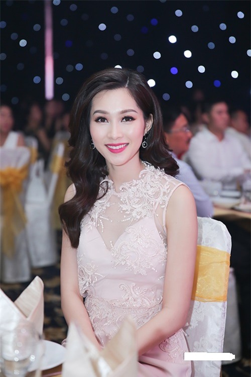 Soi gu thời trang đi tiệc của 