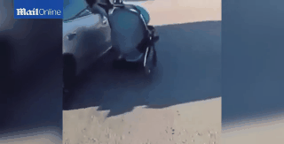 Đẩy xe nôi theo cách 