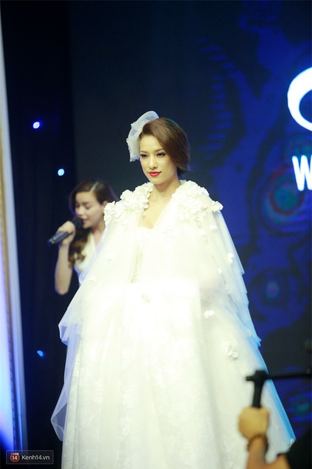 Hồ Ngọc Hà dẫn team The Face ra Hà Nội làm cô dâu lộng lẫy - Ảnh 6.