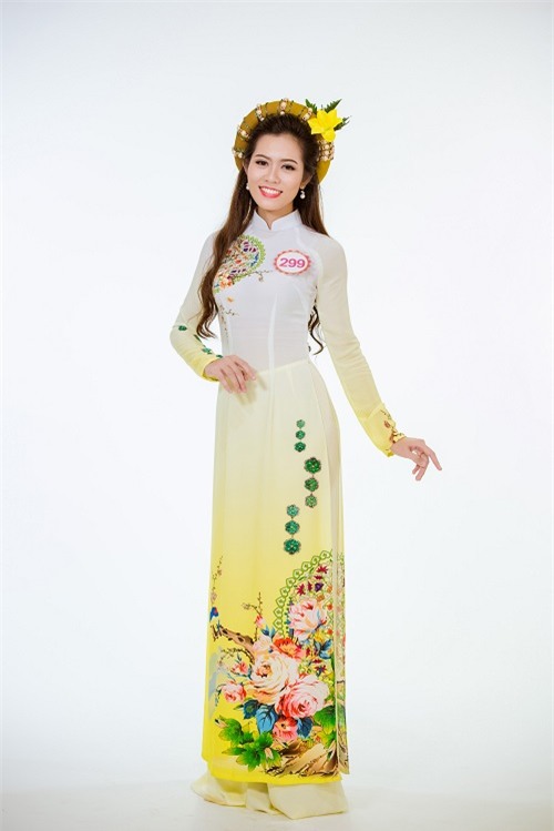 anh ao dai chung ket nong hoi cua top 30 hoa hau vn hinh anh 27