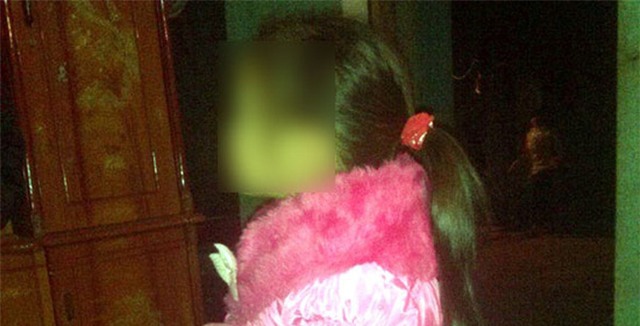 Nỗi đau chưa nguôi của cha mẹ có con 3 tuổi bị “yêu râu xanh” nhí hãm hại