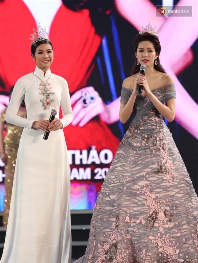 Lần đầu tiên, cả 6 Hoa hậu Việt Nam cùng tề tựu và khoe sắc trên 1 sân khấu! - Ảnh 12.