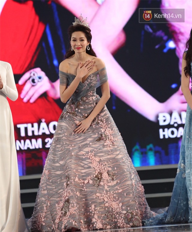 Lần đầu tiên, cả 6 Hoa hậu Việt Nam cùng tề tựu và khoe sắc trên 1 sân khấu! - Ảnh 6.