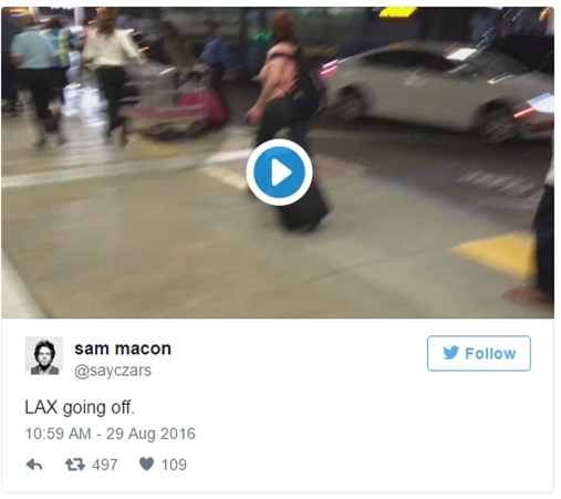 NÓNG: Xả súng tại sân bay quốc tế Los Angeles, Mỹ - Ảnh 1.