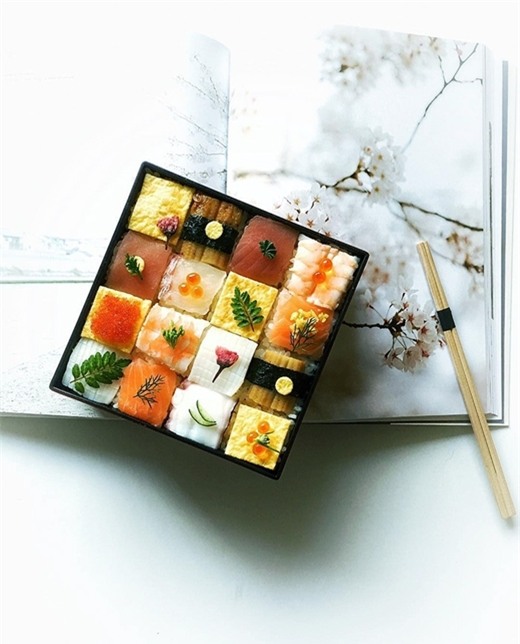 Dân mạng sốt với Mosaic sushi đẹp như tranh vẽ đến từ Nhật Bản