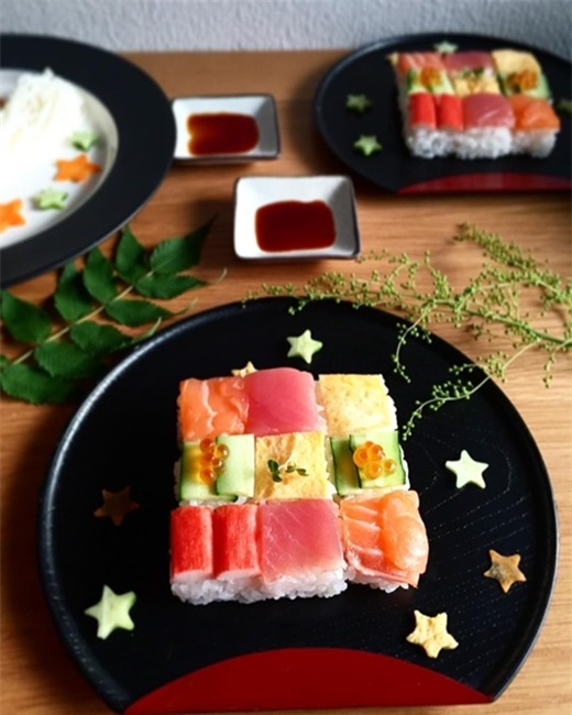 Dân mạng sốt với Mosaic sushi đẹp như tranh vẽ đến từ Nhật Bản