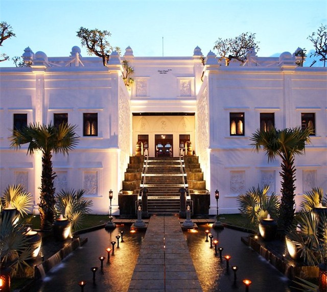 tài sản, doanh nhân, KhaiSilk, Rolls-Royce Phantom, siêu xe, lâu đài, xe sang, ông chủ, biệt thự