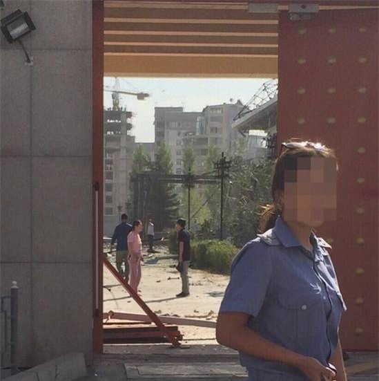 Kyrgyzstan: Vụ nổ chấn động ở Đại sứ quán Trung Quốc - Ảnh 2.