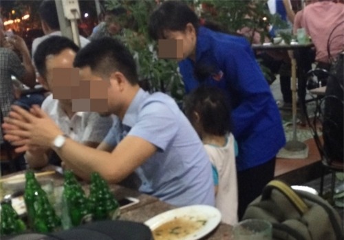 Lộ diện thế lực ‘chăn dắt’ người già, trẻ em bán hàng rong - Ảnh 3