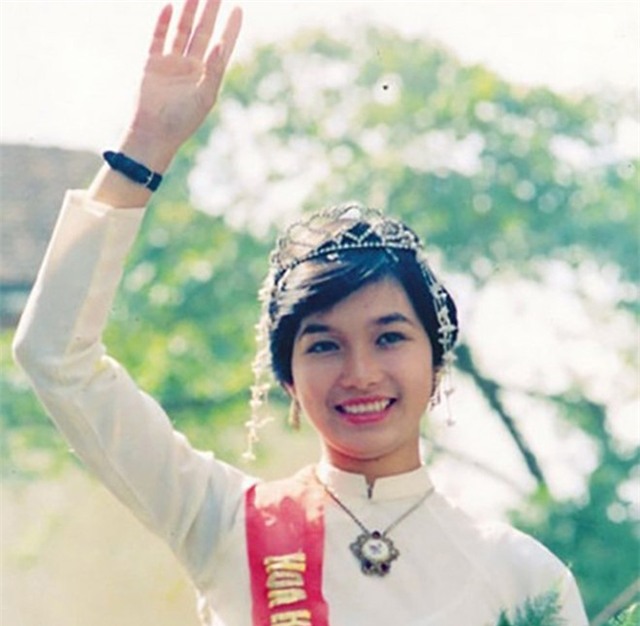 Nhung hoa hau noi tieng xuat than tu truong THPT Viet Duc hinh anh 3