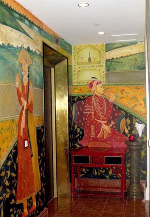 cuoc song trong biet thu 300 ti cua hoa hau giau nhat vn hinh anh 14