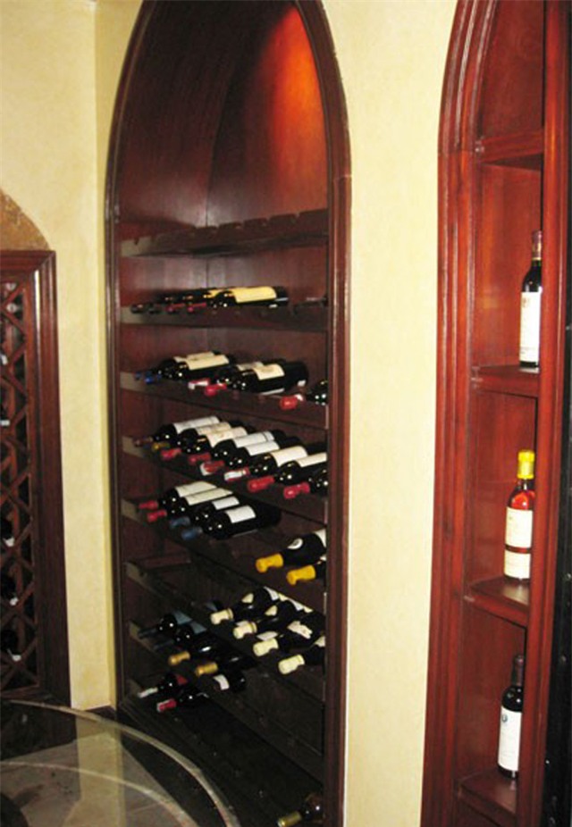 cuoc song trong biet thu 300 ti cua hoa hau giau nhat vn hinh anh 17