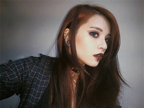 co gai sai gon 19 tuoi gay chu y vi deo khuyen kin moi - 4