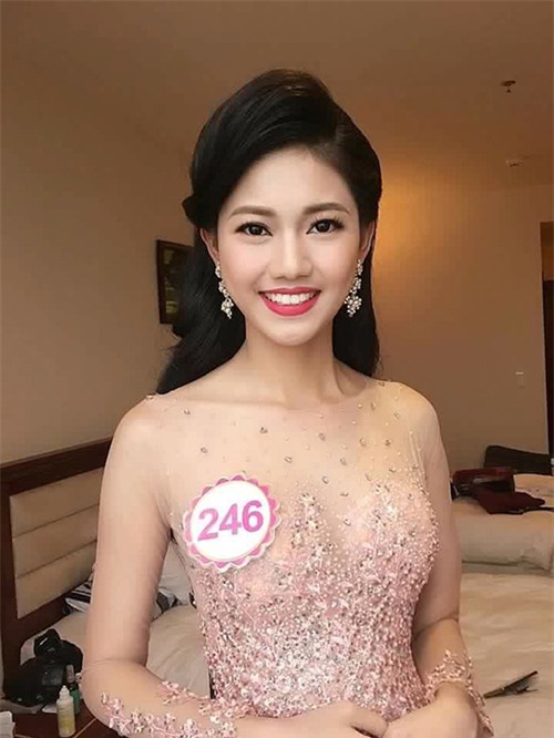 nhung hoa hau, a hau giam can than toc truoc gio 