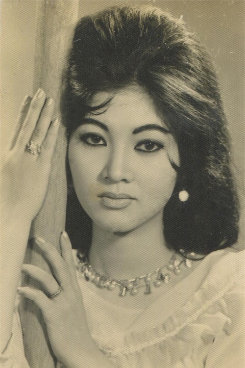 thẩm thúy hằng 0