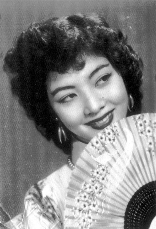 thẩm thúy hằng 3