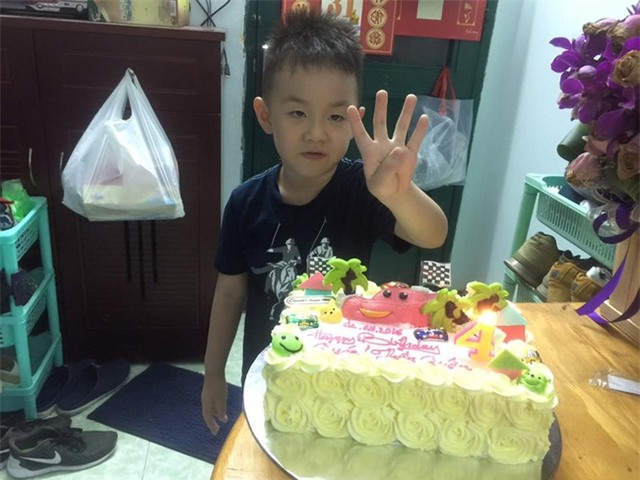 Quách Ngọc Ngoan khoe ảnh hạnh phúc mừng sinh nhật con trai - Ảnh 3.