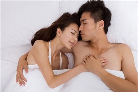 bi mat hanh phuc tu nhung toi ngu rieng cua vo chong toi - 1