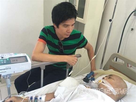 Nghệ sĩ Hán Văn Tình nguy kịch 0