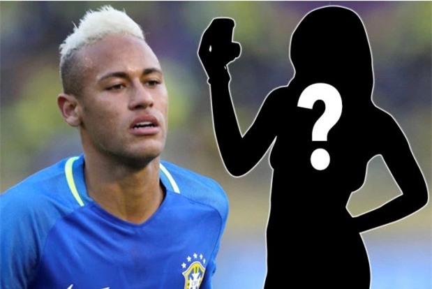Đóng giả Neymar dụ fan nữ lột đồ trên mạng rồi tống tiền - Ảnh 1.