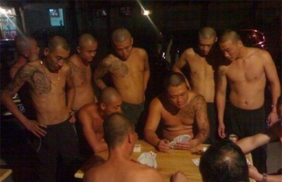 chinese-triad-gangster-mafia-crews-1384398850213