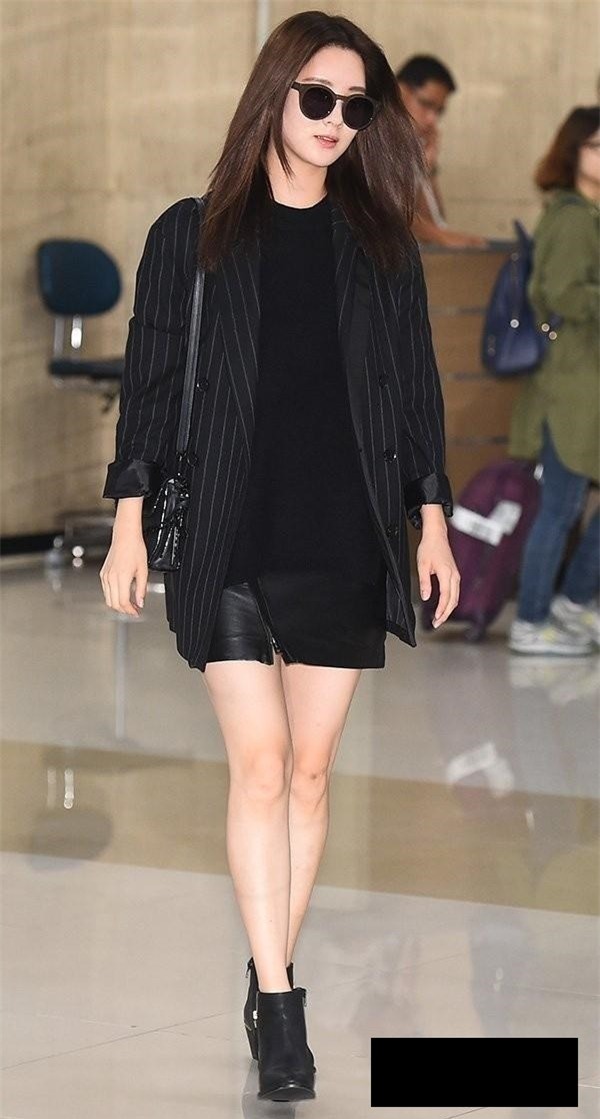 Muôn kiểu diện blazer cực chuẩn cho quý cô công sở ngày thu