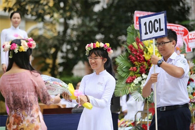 22,5 trieu hoc sinh khai giang nam hoc nhieu doi moi hinh anh 18