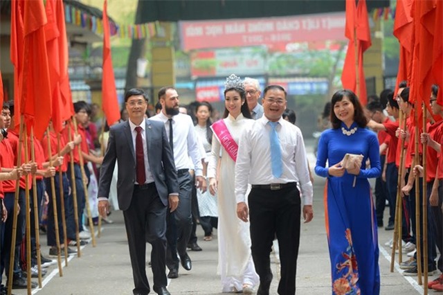 22,5 trieu hoc sinh khai giang nam hoc nhieu doi moi hinh anh 20