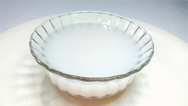 Nước gạo lên men vô vàn công dụng làm đẹp cho phụ nữ 30-2