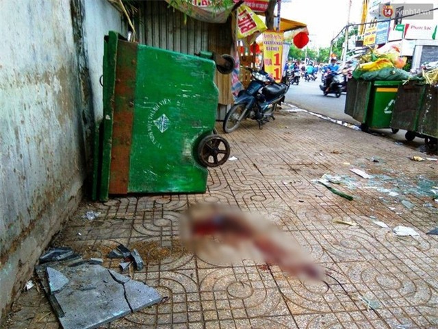 TP. HCM: Bị giật đồ, người phụ nữ lái xe máy đuổi theo 2 tên cướp thì bị té ngã tử vong - Ảnh 1.