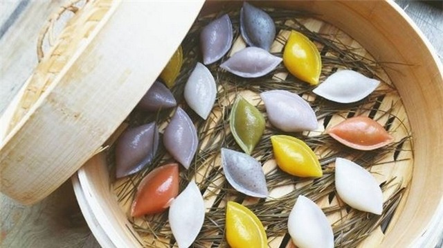 Vòng quanh Châu Á thưởng thức bánh Trung thu truyền thống