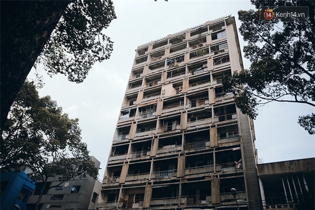 Chuyện bí ẩn về tòa khách sạn bề thế một thời, nay đã bỏ hoang của ông trùm giới tài phiệt Sài Gòn xưa - Ảnh 2.