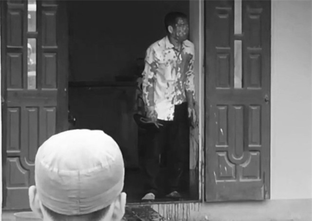 Nhan chung ke lai giay phut nguoi gay tai nan doi tu sat hinh anh 1