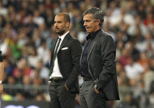 Mourinho và Guardiola lần đầu gặp nhau tại Old Trafford