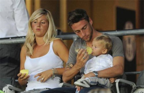 Alessandro Nesta - Gabriella Pagnozzi và 6 cặp đũa lệch nổi tiếng nhất làng túc cầu - Ảnh 2.