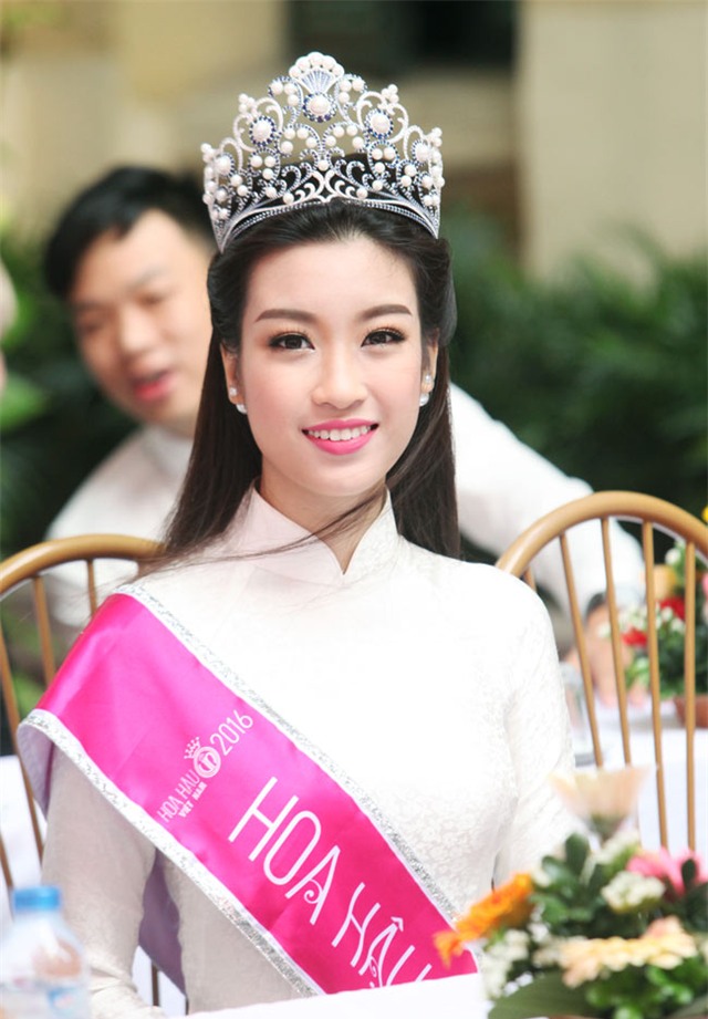 Hoa hậu Mỹ Linh: Tôi chưa có bạn trai, nên sự việc này là bịa đặt! - Ảnh 2.