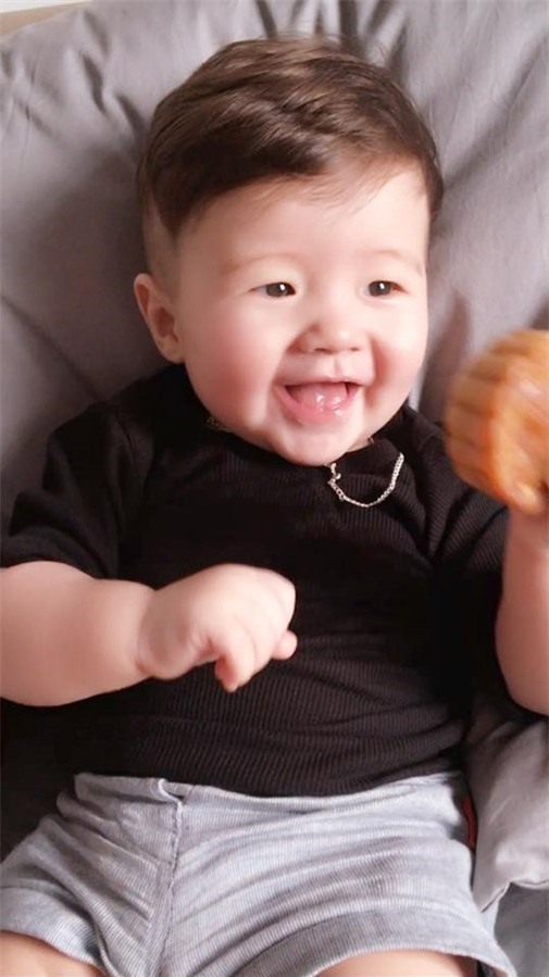 con-trai-elly-tran-blogtamsuvn12