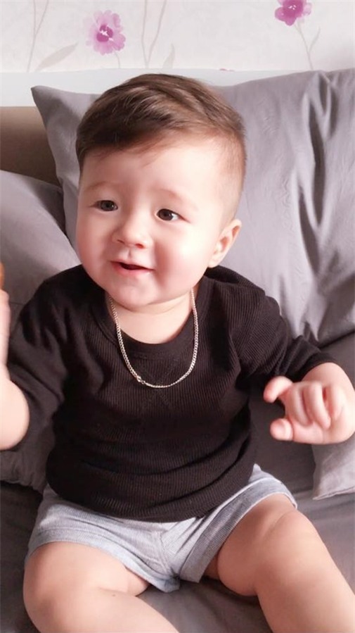 con-trai-elly-tran-blogtamsuvn13