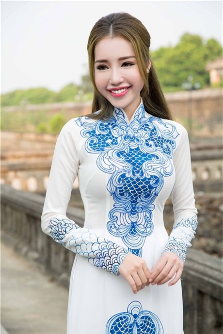 Mỹ nhân Việt mặt sưng vù  2