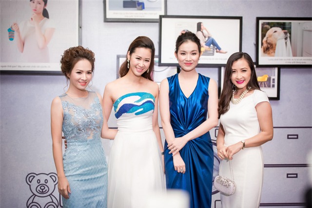 Hành động thân mật của mật vợ chồng Đan Lê - Khải Anh - Ảnh 11.