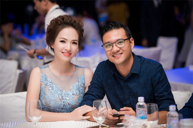 Hành động thân mật của mật vợ chồng Đan Lê - Khải Anh - Ảnh 5.