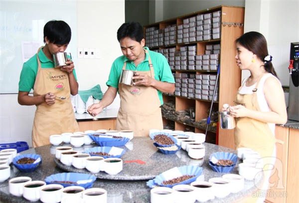 nghề nếm cà phê, cô gái có vị giác nghìn đô, nghề cupping, cupper, cà phê