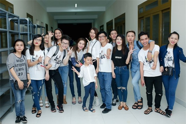 Subeo thich thu khi di tu thien cung me Ho Ngoc Ha hinh anh 9