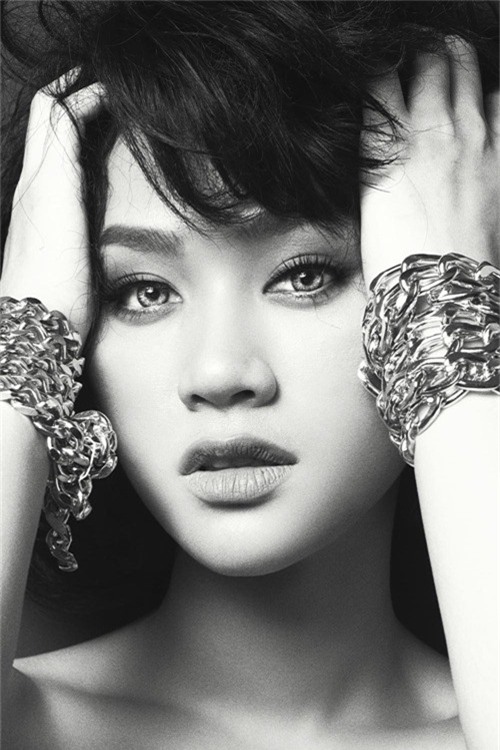 tra my idol tro lai showbiz sau 2 nam lam